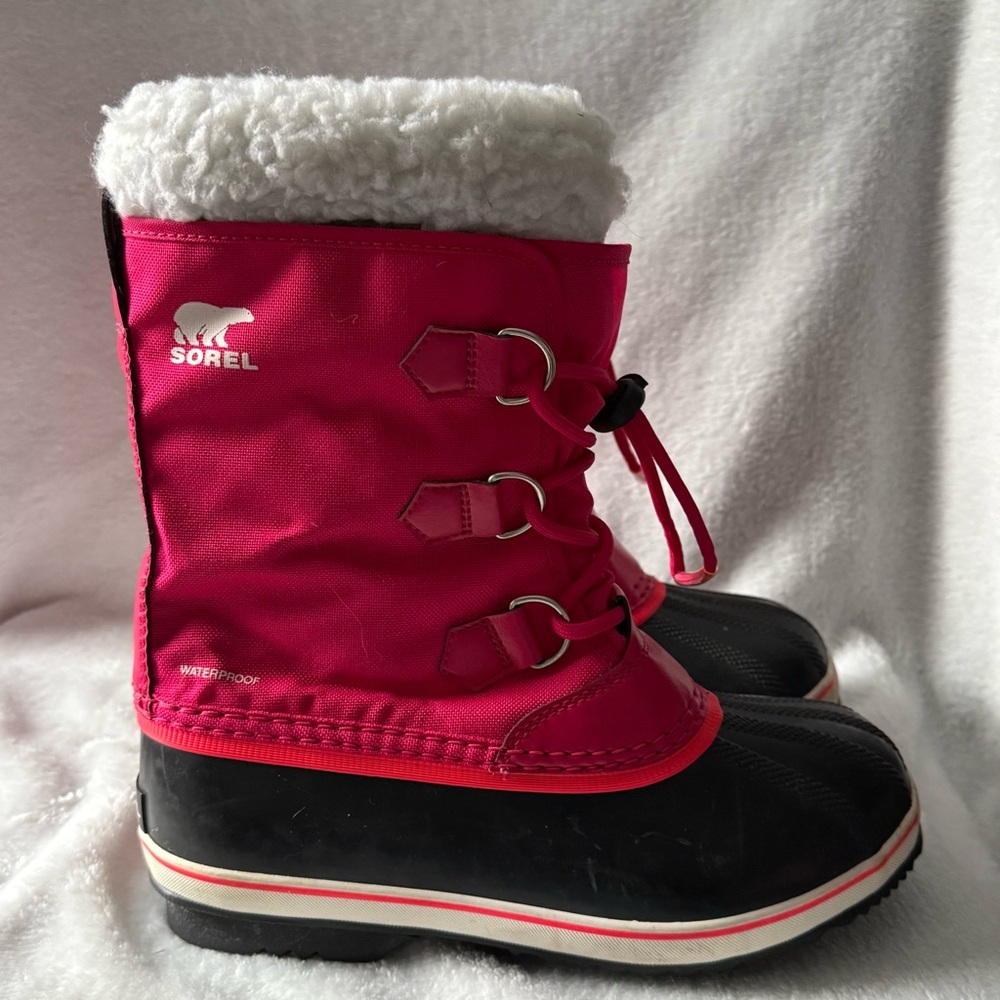 Sorel Faux Fur Boots Waterproof Pink Big Girls Woman’s Size 5 Slip On Outdoor